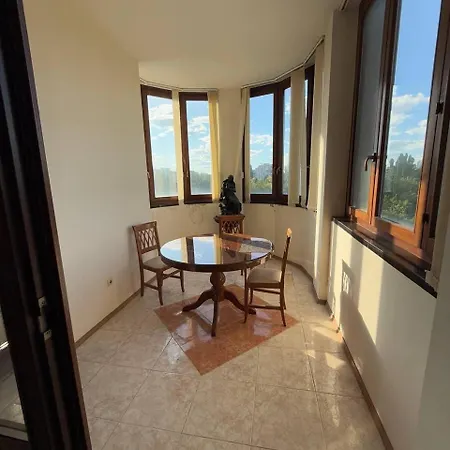 Apartment Arcadia 29 A Shevchenko Street Ukraine *